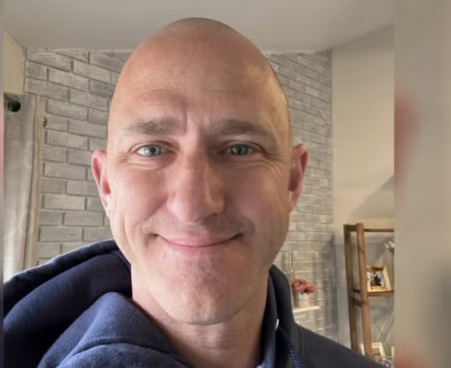 Off-Duty Alaska Airlines Pilot Faces 83 Attempted Murder Charges for Allegedly Attempting to Disable Engine Mid-Flight